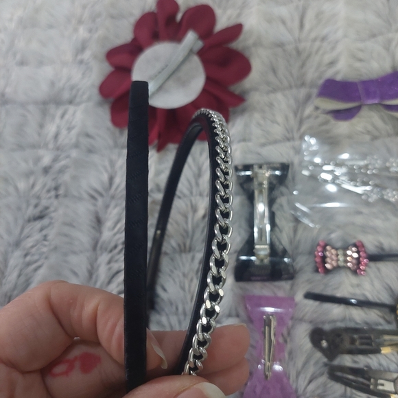 Lot of hair accessories - Picture 6 of 7